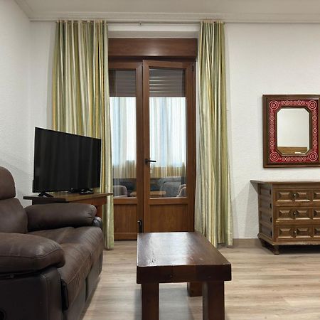 Hostal Aribel Longinos Серседилья Экстерьер фото