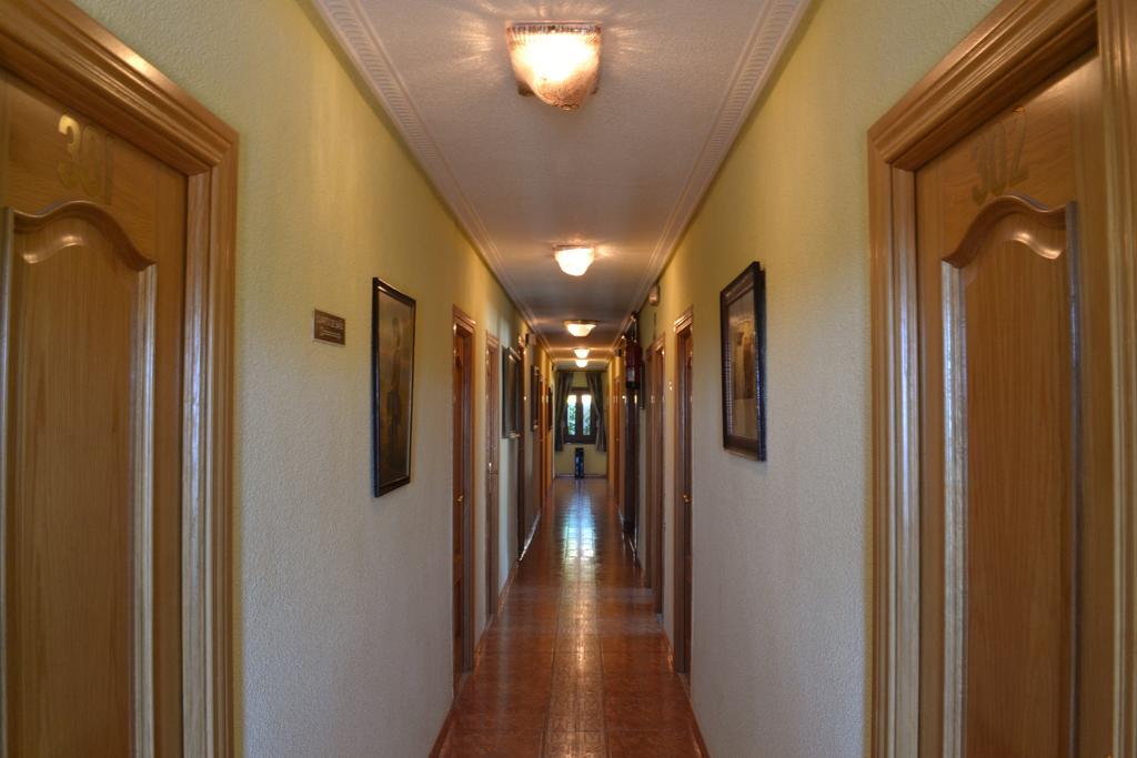 Hostal Aribel Longinos Серседилья Номер фото